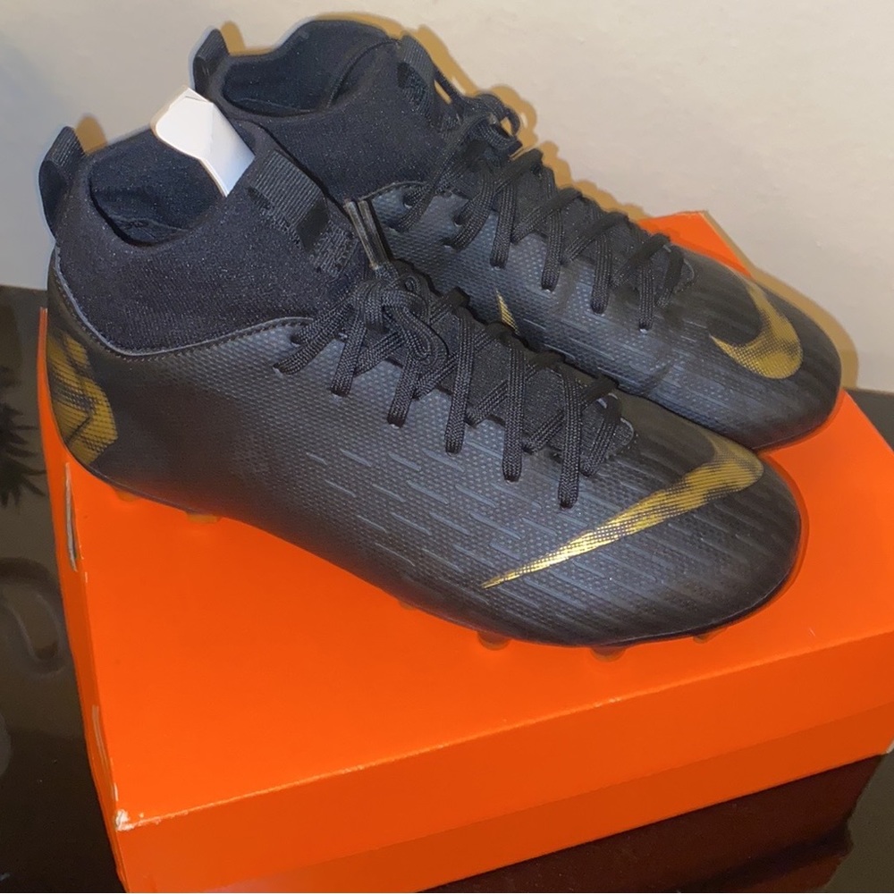 Nike Mercurial Superfly 6 Academy Grade School Cleats
